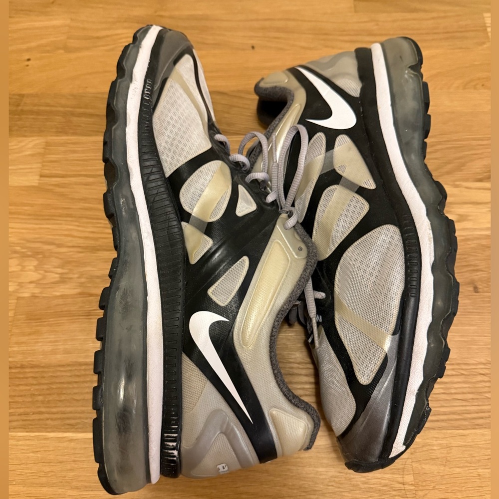 Nike Air Max 2012 Oreo Size 15 Black and White Running Shoes